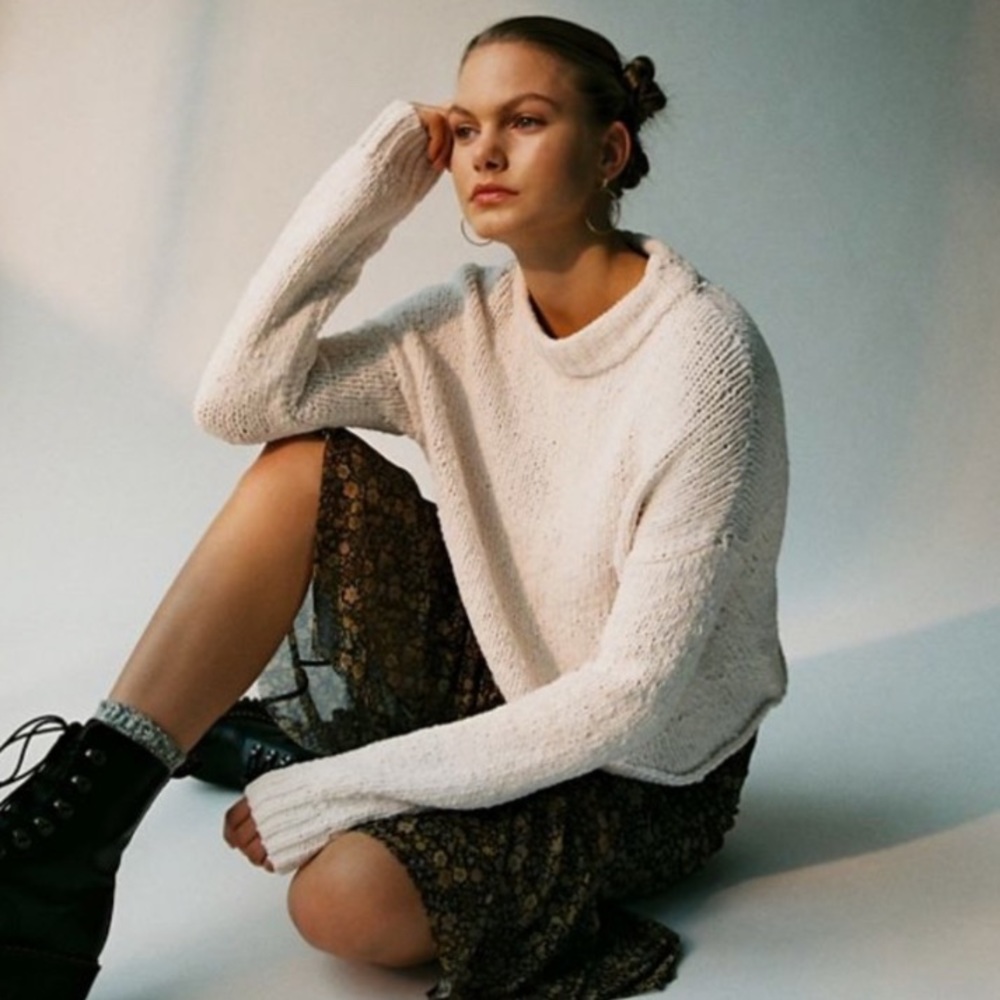 Urban Outfitter Milo Chenille Mock neck sweater